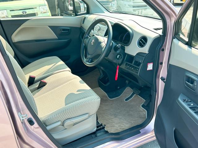 ワゴンＲ ＦＸ　衝突被害軽減システム　キーレスエントリー　アイドリングストップ　電動格納ミラー　ベンチシート　ＣＶＴ　盗難防止システム　ＡＢＳ　ＥＳＣ　ＣＤ　ミュージックプレイヤー接続可　衝突安全ボディ　エアコン（33枚目）