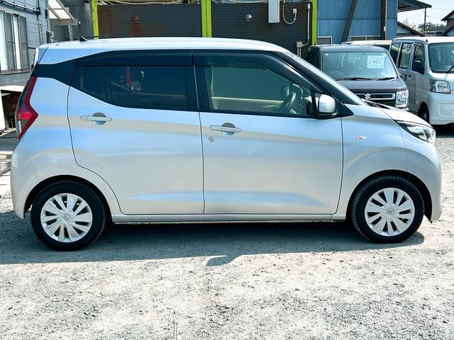 デイズ B ドライブレコーダー クリアランスソナー オートライト キーレスエントリー アイドリングストップ 電動格納ミラー ベンチシート CVT CD USB ミュージックプレイヤー接続可 エアコン(14枚目)