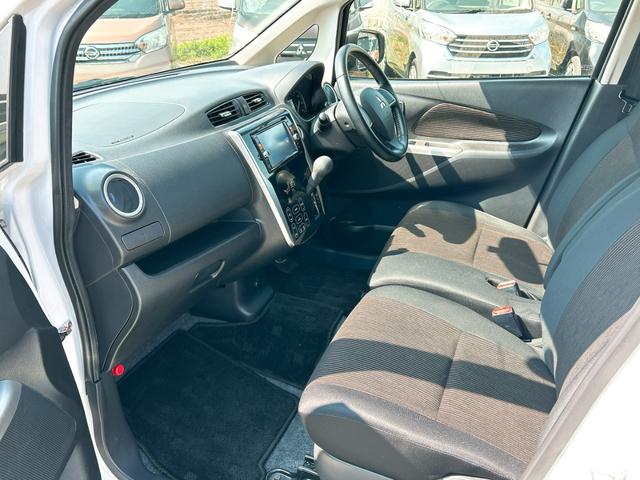 ｅＫカスタム Ｇ　バックカメラ　ナビ　ＴＶ　ＨＩＤ　スマートキー　アイドリングストップ　電動格納ミラー　ベンチシート　ＣＶＴ　盗難防止システム　ＡＢＳ　ＣＤ　ＤＶＤ再生　ＵＳＢ　ミュージックプレイヤー接続可（40枚目）