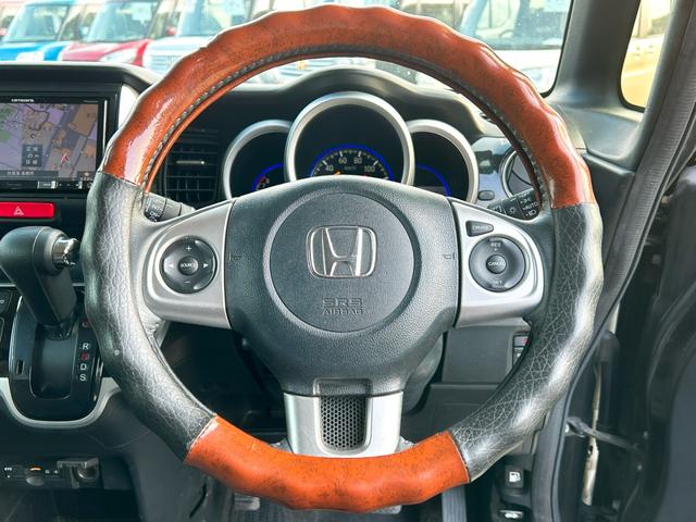 N-BOXカスタム G・ターボLパッケージ ドライブレコーダー ETC バックカメラ 両側電動スライドドア ナビ TV オートクルーズコントロール オートライト HID スマートキー アイドリングストップ 電動格納ミラー ベンチシート CVT(3枚目)