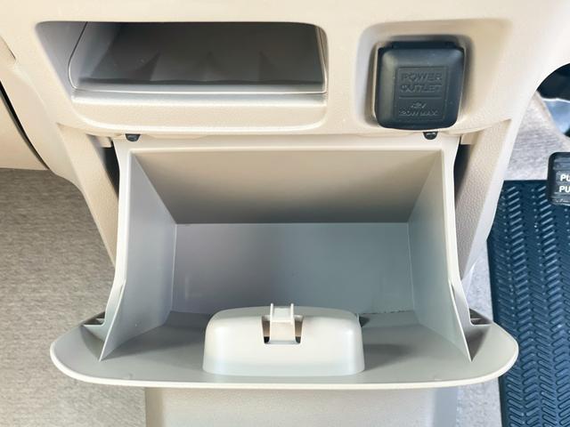 Ｎ－ＢＯＸ Ｇ・Ｌパッケージ　両側スライド・片側電動　ナビ　ＴＶ　スマートキー　アイドリングストップ　電動格納ミラー　ベンチシート　ＣＶＴ　盗難防止システム　ＡＢＳ　ＥＳＣ　ＣＤ　ＵＳＢ　衝突安全ボディ　エアコン（48枚目）