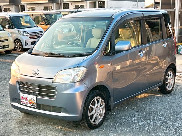 タントエグゼ Ｘ　スマートキー　アイドリングストップ　電動格納ミラー　ＣＶＴ　盗難防止システム　ＡＢＳ　ＣＤ　ミュージックプレイヤー接続可　アルミホイール　衝突安全ボディ　エアコン　パワーステアリング　パワーウィンドウ（12枚目）