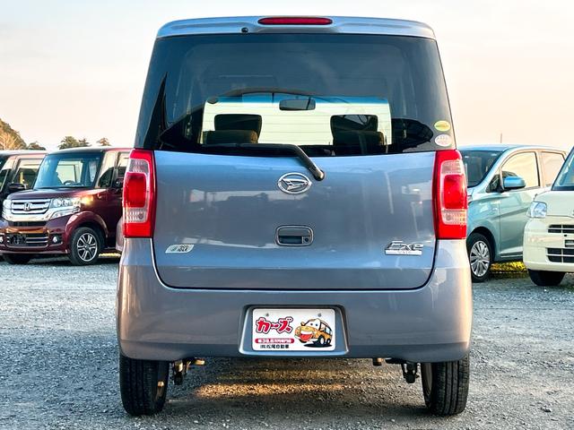 タントエグゼ Ｘ　スマートキー　アイドリングストップ　電動格納ミラー　ＣＶＴ　盗難防止システム　ＡＢＳ　ＣＤ　ミュージックプレイヤー接続可　アルミホイール　衝突安全ボディ　エアコン　パワーステアリング　パワーウィンドウ（21枚目）