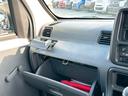 スペシャル　軽バン　ＭＴ　両側スライドドア　エアコン　パワーステアリング　運転席エアバッグ　助手席エアバッグ（10枚目）
