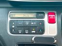 Ｎ－ＯＮＥ Ｇ　スマートキー　アイドリングストップ　電動格納ミラー　ベンチシート　ＣＶＴ　盗難防止システム　ＡＢＳ　ＥＳＣ　ＣＤ　ミュージックプレイヤー接続可　衝突安全ボディ　エアコン　パワーステアリング（5枚目）