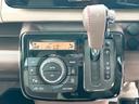 ＭＲワゴンＷｉｔ ＸＳ　オートライト　ＨＩＤ　スマートキー　アイドリングストップ　電動格納ミラー　ベンチシート　ＣＶＴ　盗難防止システム　ＡＢＳ　革シート　アルミホイール　衝突安全ボディ　エアコン　パワーステアリング（6枚目）