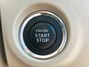 プッシュエンジンスタートシステム、エンジン始動・停止をワンタッチで行うことができます。