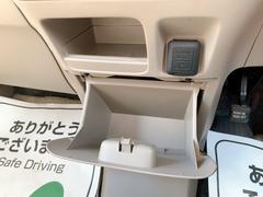 この度は当店のお車をご覧になっていただき、誠にありがとうございます。じっくり現車確認して頂けるよう、ご準備を致します！ 7