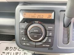 気温に合わせて直感的に操作することで、車内をいつでも快適に保てます。 6