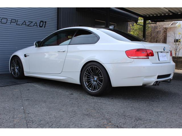 M3クーペ DCT Mドライブパッケージ 黒革 カーボンルーフ 純正ナビ フルセグ バックカメラ メモリー機能付きパワーシート シートヒーター クルーズコントロール クリアランスソナー ETC(8枚目)