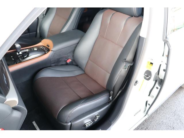 ＬＳ ＬＳ６００ｈＬ　エグゼクティブパッケージ　Ｆモデリスタエアロ　サンルーフ　マークレビンソン　リアエンターテイメント　セミアニリン本革　エアシート　後席リラクゼーション　ＦＲプリクラッシュセーフティー　ＬＫＡ　ＢＳＭ　パワートランク（12枚目）