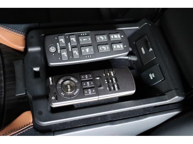 ＬＳ ＬＳ６００ｈＬ　エグゼクティブパッケージ　Ｆモデリスタエアロ　サンルーフ　マークレビンソン　リアエンターテイメント　セミアニリン本革　エアシート　後席リラクゼーション　ＦＲプリクラッシュセーフティー　ＬＫＡ　ＢＳＭ　パワートランク（16枚目）