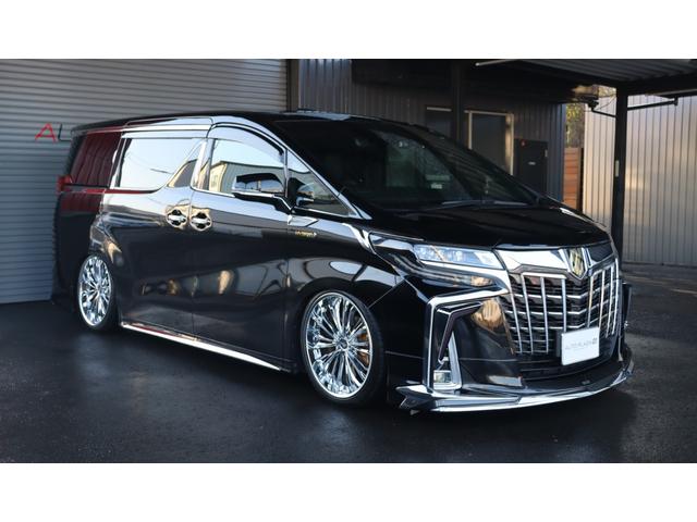 アルファードハイブリッド エグゼクティブラウンジＳ　モデリスタエアロ　外品エアサス　２１インチＡＷ　ＪＢＬサウンド　サンルーフ　デジタルインナーミラー　フリップダウンモニター　パノラミックビューモニター　両側パワースライドドア　電動ステップ（4枚目）