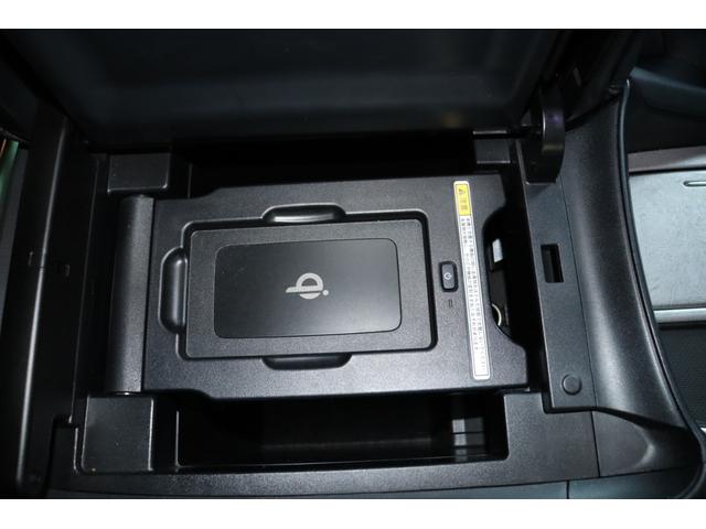 アルファードハイブリッド エグゼクティブラウンジＳ　モデリスタエアロ　外品エアサス　２１インチＡＷ　ＪＢＬサウンド　サンルーフ　デジタルインナーミラー　フリップダウンモニター　パノラミックビューモニター　両側パワースライドドア　電動ステップ（13枚目）