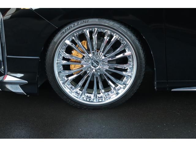 アルファードハイブリッド エグゼクティブラウンジＳ　モデリスタエアロ　外品エアサス　２１インチＡＷ　ＪＢＬサウンド　サンルーフ　デジタルインナーミラー　フリップダウンモニター　パノラミックビューモニター　両側パワースライドドア　電動ステップ（23枚目）