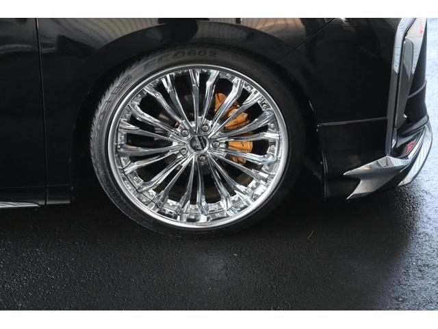 アルファードハイブリッド エグゼクティブラウンジＳ　モデリスタエアロ　外品エアサス　２１インチＡＷ　ＪＢＬサウンド　サンルーフ　デジタルインナーミラー　フリップダウンモニター　パノラミックビューモニター　両側パワースライドドア　電動ステップ（26枚目）