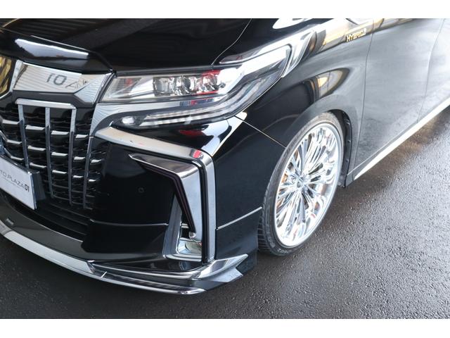 アルファードハイブリッド エグゼクティブラウンジＳ　モデリスタエアロ　外品エアサス　２１インチＡＷ　ＪＢＬサウンド　サンルーフ　デジタルインナーミラー　フリップダウンモニター　パノラミックビューモニター　両側パワースライドドア　電動ステップ（29枚目）