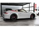 ９１１ ９１１カレラ　カブリオレ　ＥＵＲ－ＧＴＲワイドボディキット　ＥＵＲ２１インチアルミホイール　ＥＵＲ可変バルブマフラー　エントリードライブ　シートヒータ・ベンチレーション　クリアランスソナー　ナビ　フルセグ　バックカメラ　ＥＴＣ（5枚目）