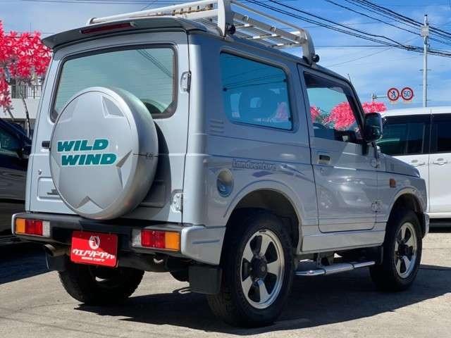 ジムニー ランドベンチャー　５速ミッション車　４ＷＤ　インタークーラーターボ　ルーフキャリア　アルミホイール　ナビフルセグＴＶ　フォグランプ　背面ハードカバー（5枚目）