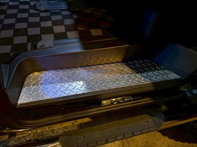 デリカD:5 D パワーパッケージ オートエアコン パワーステアリング パワーウィンドウ ナビ TV 両側電動スライドドア 電動格納ミラー レザー調シートカバー アルミホイール(23枚目)