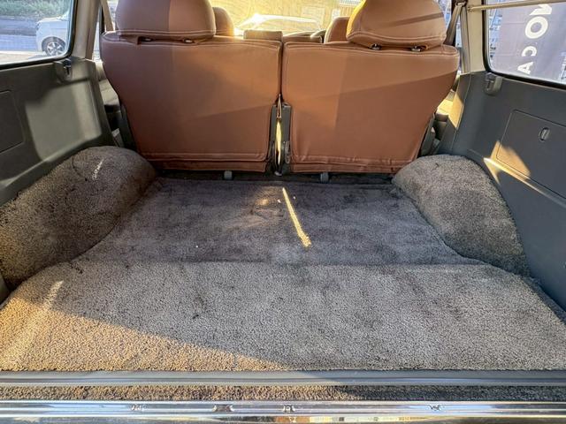 ランドクルーザー80 オートエアコン 電動格納ミラー シートヒーター レザー調シートカバー ナビ パワーウィンドウ パワーステアリング 4WD(19枚目)