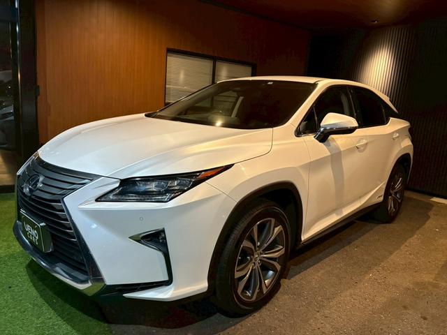 ＲＸ ＲＸ４５０ｈ　バージョンＬ　ナビ　レザーシート　ステアリングスイッチ　オートリアゲート　オートエアコン　アルミホイール　スマートキー　アイドリングストップ（2枚目）