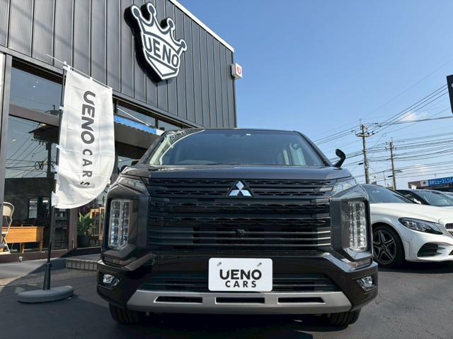 デリカＤ：５ Ｇ　パワーパッケージ　エアコン　パワーステアリング　パワーウィンドウ　フリップダウンモニター　ナビ　アルミホイール　シートヒーター　スマートキー（3枚目）