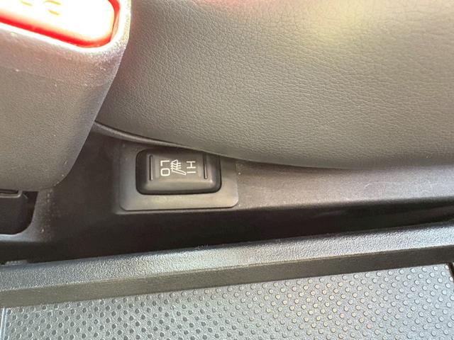 デリカＤ：５ Ｇ　パワーパッケージ　エアコン　パワーステアリング　パワーウィンドウ　フリップダウンモニター　ナビ　アルミホイール　シートヒーター　スマートキー（12枚目）