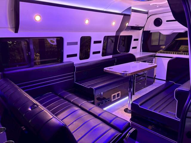 ハイエースバン キャンピング仕様(18枚目)