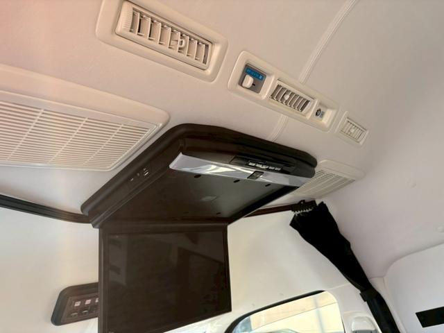 ハイエースバン キャンピング仕様(25枚目)