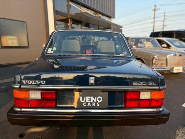 ２４０ ＧＬ　ＣＤ　エアコン　パワーステアリング　パワーウィンドウ（9枚目）