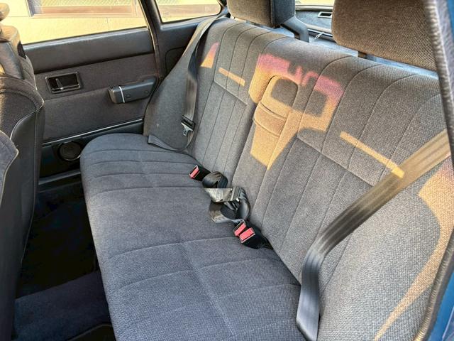 ２４０ ＧＬ　ＣＤ　エアコン　パワーステアリング　パワーウィンドウ（19枚目）