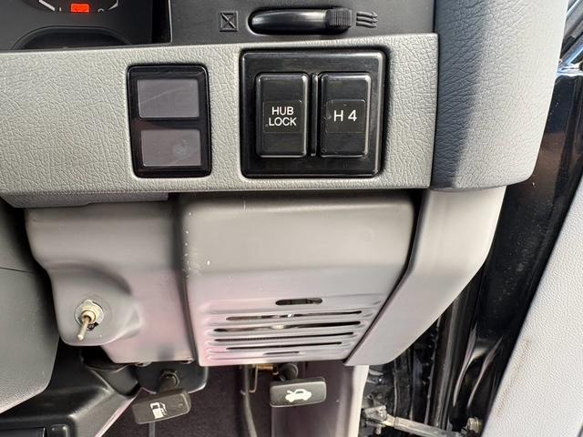 1994 Toyota Land Cruiser Prado 70 SX Wide photo 12