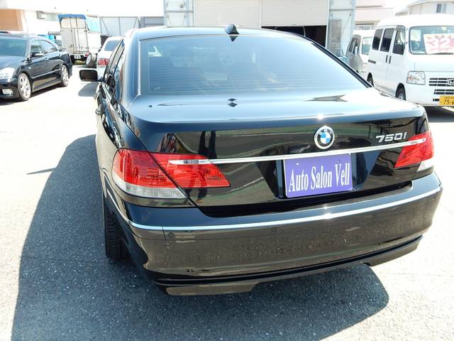 750i HDDナビ サンルーフ 黒革シート(7枚目)