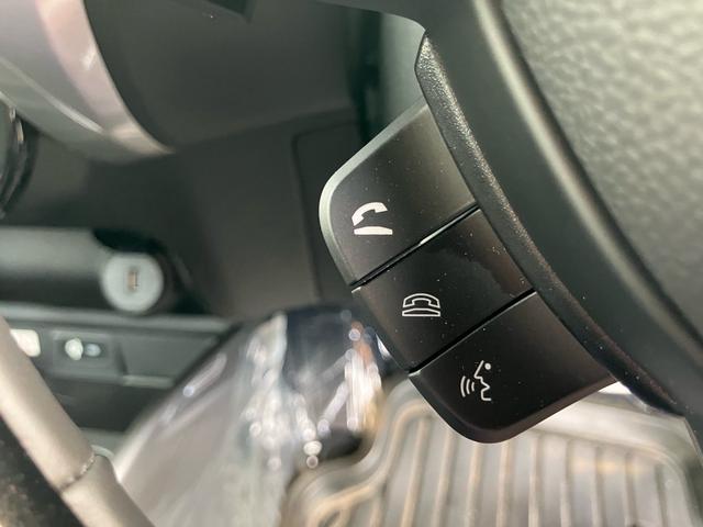 フロンクス ベースグレード　Ｂｌｕｅｔｏｏｔｈ　アラウンドビューモニター　クルーズコントロール　ドライブレコーダー　レーンアシスト　衝突軽減ブレーキ　ＥＴＣ　ワイヤレス充電　ヘッドアップディスプレイ（14枚目）