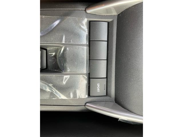 フロンクス ベースグレード　Ｂｌｕｅｔｏｏｔｈ　アラウンドビューモニター　クルーズコントロール　ドライブレコーダー　レーンアシスト　衝突軽減ブレーキ　ＥＴＣ　ワイヤレス充電　ヘッドアップディスプレイ（28枚目）