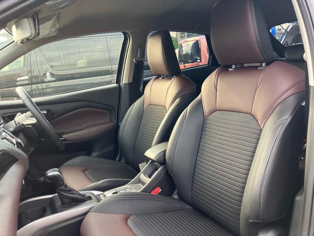 フロンクス ベースグレード　Ｂｌｕｅｔｏｏｔｈ　アラウンドビューモニター　クルーズコントロール　ドライブレコーダー　レーンアシスト　衝突軽減ブレーキ　ＥＴＣ　ワイヤレス充電　ヘッドアップディスプレイ（32枚目）