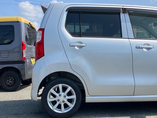ワゴンＲ ＦＸリミテッド　運転席助手席エアバッグ　盗難防止　全席パワーウインドウ　パワーステアリング　ＡＢＳ　運転席エアバック　エアコン　衝突安全ボディ　ナビ　ＴＶ（15枚目）