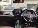 フロンクス ベースグレード　Ｂｌｕｅｔｏｏｔｈ　アラウンドビューモニター　クルーズコントロール　ドライブレコーダー　レーンアシスト　衝突軽減ブレーキ　ＥＴＣ　ワイヤレス充電　ヘッドアップディスプレイ（4枚目）