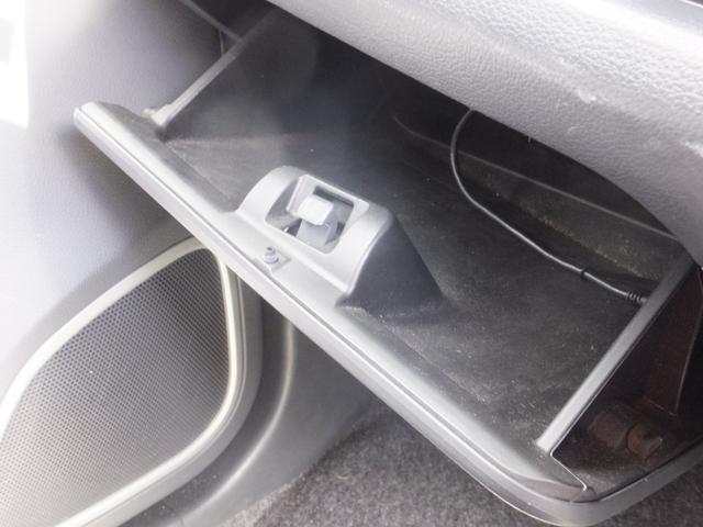 ���[�{�b�N�X��