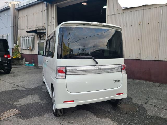 タント カスタムＸリミテッド　ＥＴＣ　ナビ　フルセグ　Ｂｌｕｅｔｏｏｔｈ　バックモニター　パワースライドドア　スマートキー　オートエアコン　ＨＩＤライト　フォグランプ　ウインカードアミラー　ベンチシート　アルミホイール（10枚目）