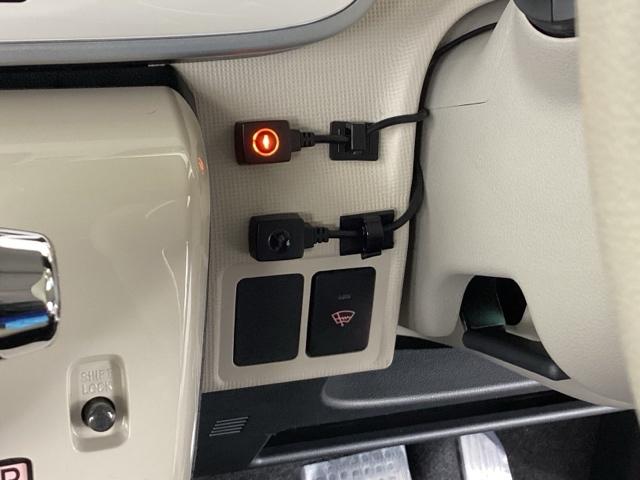 ムーヴキャンバス ＧホワイトアクセントリミテッドＳＡＩＩＩ　メモリーナビ　両側電動スライドドア　パノラマモニター対応　ＬＥＤ　両側オートスライドドア　インテリキー　ナビＴＶ　エアバッグ　横滑り防止装置　ＥＴＣ　キーフリー　サイドエアバッグ　バックモニター（39枚目）