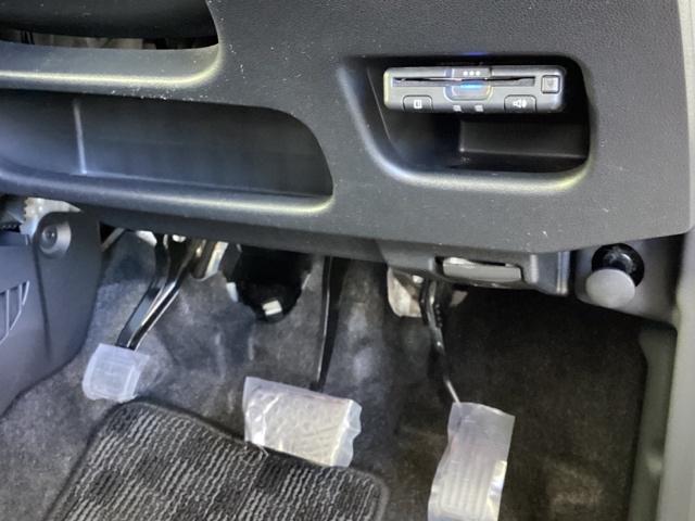 ムーヴ カスタムRSSAII ナビ Rカメラ ブルートゥース フルセグ キーレス リアカメラ 前後誤発進抑制 ESC 地デジ DVD ABS 盗難防止システム LEDヘッドライト ターボ ETC オートエアコン スマートキー(13枚目)