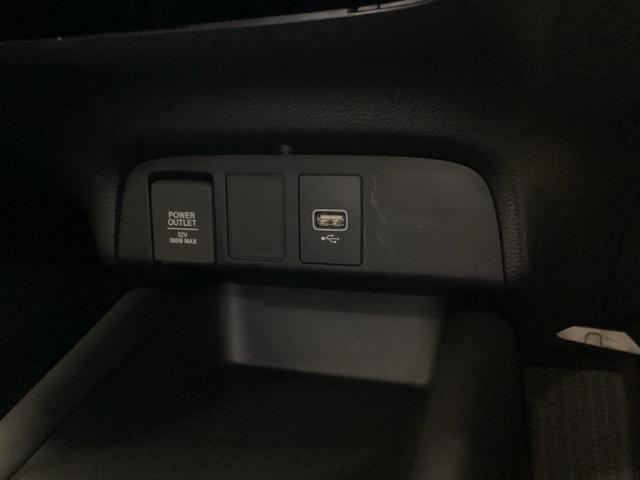 フィット e:HEVホーム メモリーナビ ETC リアカメラ 前後誤発進抑制機能 クリソナ 助手席エアバッグ 運転席エアバッグ アイドリングストップ LEDライト USB接続 バックカメラ ABS サイドエアバッグ フルセグTV(15枚目)