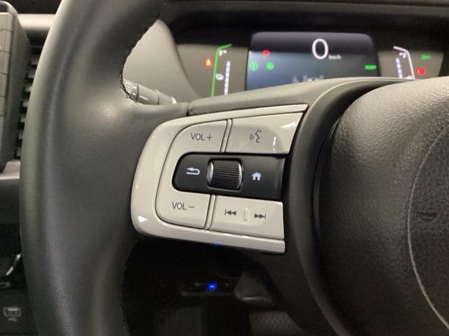 フィット e:HEVホーム メモリーナビ ETC リアカメラ 前後誤発進抑制機能 クリソナ 助手席エアバッグ 運転席エアバッグ アイドリングストップ LEDライト USB接続 バックカメラ ABS サイドエアバッグ フルセグTV(31枚目)