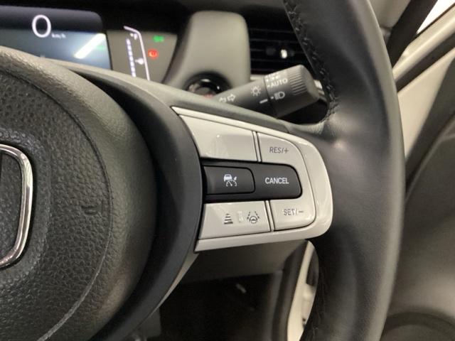 フィット e:HEVホーム メモリーナビ ETC リアカメラ 前後誤発進抑制機能 クリソナ 助手席エアバッグ 運転席エアバッグ アイドリングストップ LEDライト USB接続 バックカメラ ABS サイドエアバッグ フルセグTV(32枚目)