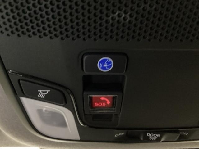 フィット e:HEVホーム メモリーナビ ETC リアカメラ 前後誤発進抑制機能 クリソナ 助手席エアバッグ 運転席エアバッグ アイドリングストップ LEDライト USB接続 バックカメラ ABS サイドエアバッグ フルセグTV(34枚目)