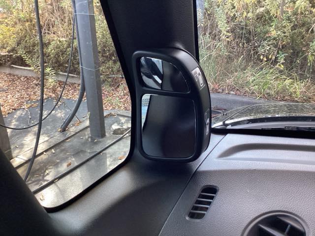 Ｎ－ＢＯＸカスタム Ｇ・Ｌパッケージ　純正ナビ　フルセグ　リアカメラ　ナビ・ＴＶ　スマキ－　フロントベンチシート　地デジＴＶ　パワーウィンドウ　片側電動両側スライドドア　盗難防止システム　オートエアコン　パワステ　ＤＶＤ再生可　ＡＢＳ（41枚目）