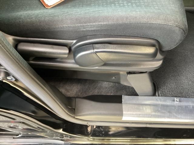 Ｎ－ＢＯＸカスタム Ｇ・Ｌパッケージ　純正ナビ　フルセグ　リアカメラ　ナビ・ＴＶ　スマキ－　フロントベンチシート　地デジＴＶ　パワーウィンドウ　片側電動両側スライドドア　盗難防止システム　オートエアコン　パワステ　ＤＶＤ再生可　ＡＢＳ（48枚目）