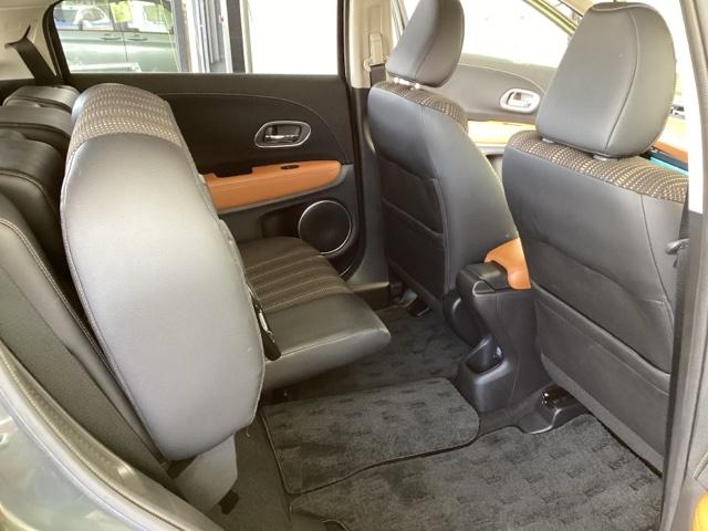 ヴェゼル ハイブリッドＺ・ホンダセンシング　純正メモリーナビ　リアカメラ　ＥＴＣ　レーダーサポート　ＤＶＤ再生機能　整備記録簿　横滑り防止システム　バックアイカメラ　盗難防止装置　フルセ　シートヒーター付　スマ－トキ－　ＥＣＯモード　ＵＳＢ接続（61枚目）